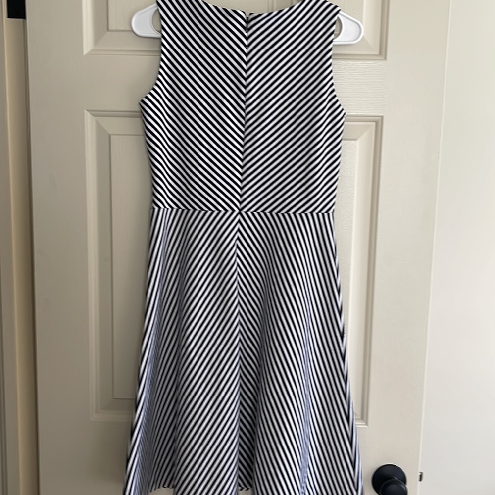 Talbot’s Fit & Flare Jersey Nautical Striped Sleeveless Dress. Size S Petite - Picture 6 of 12
